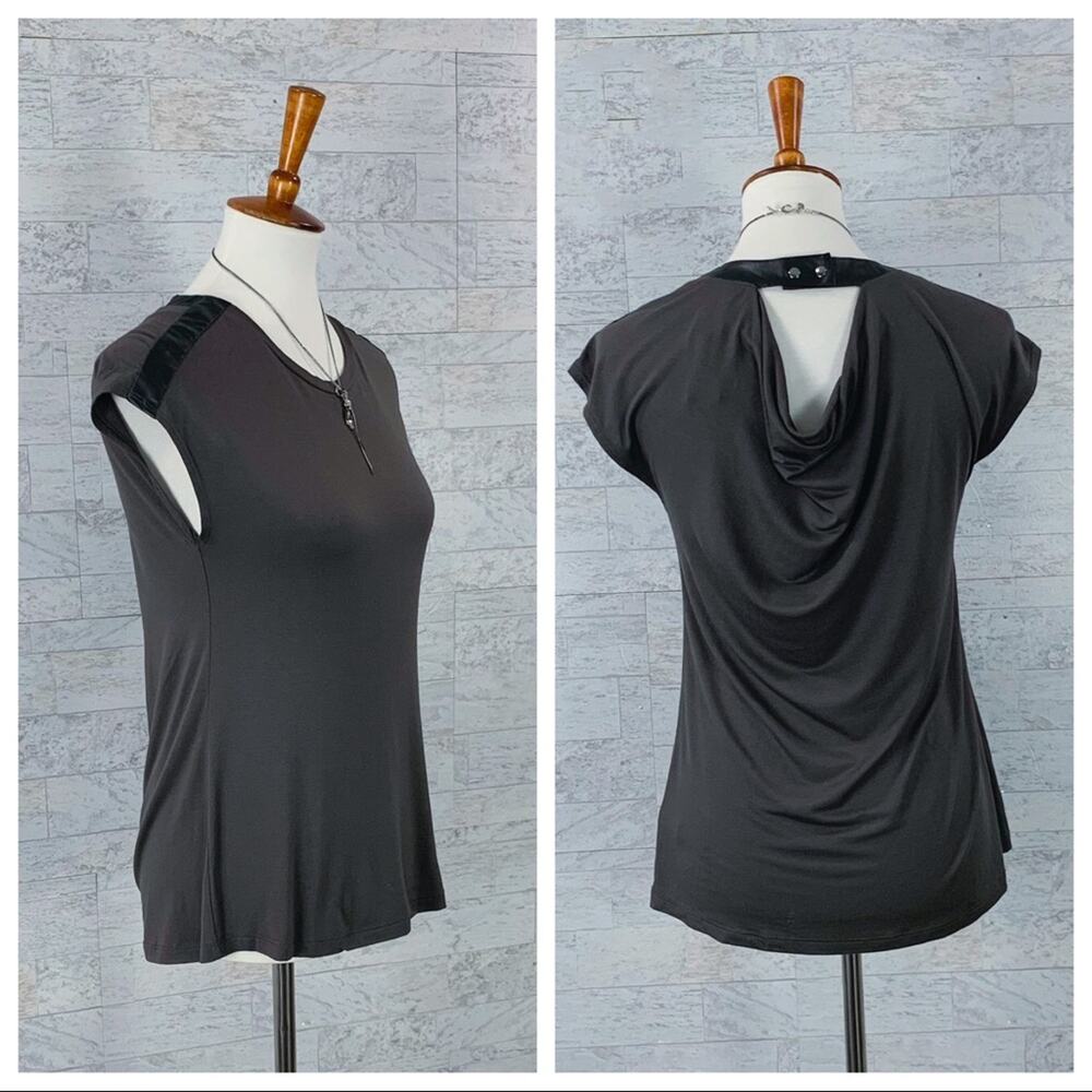 The Limited cap sleeve blouse keyhole cutout leather detail grey tee T